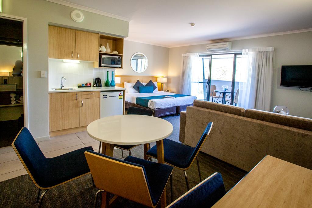 Manly Marina Cove Motel Brisbane Buitenkant foto